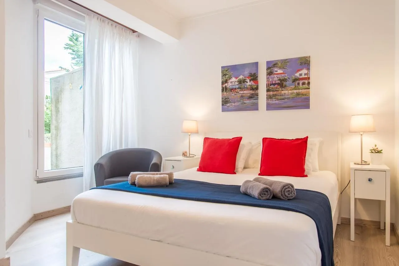 Charming And Central Apart - 350M From The Beach Cascais
